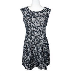 Gabby Skye Dress Women 8 Black White Geometric Lace Sheath Cap Sleeve Casual